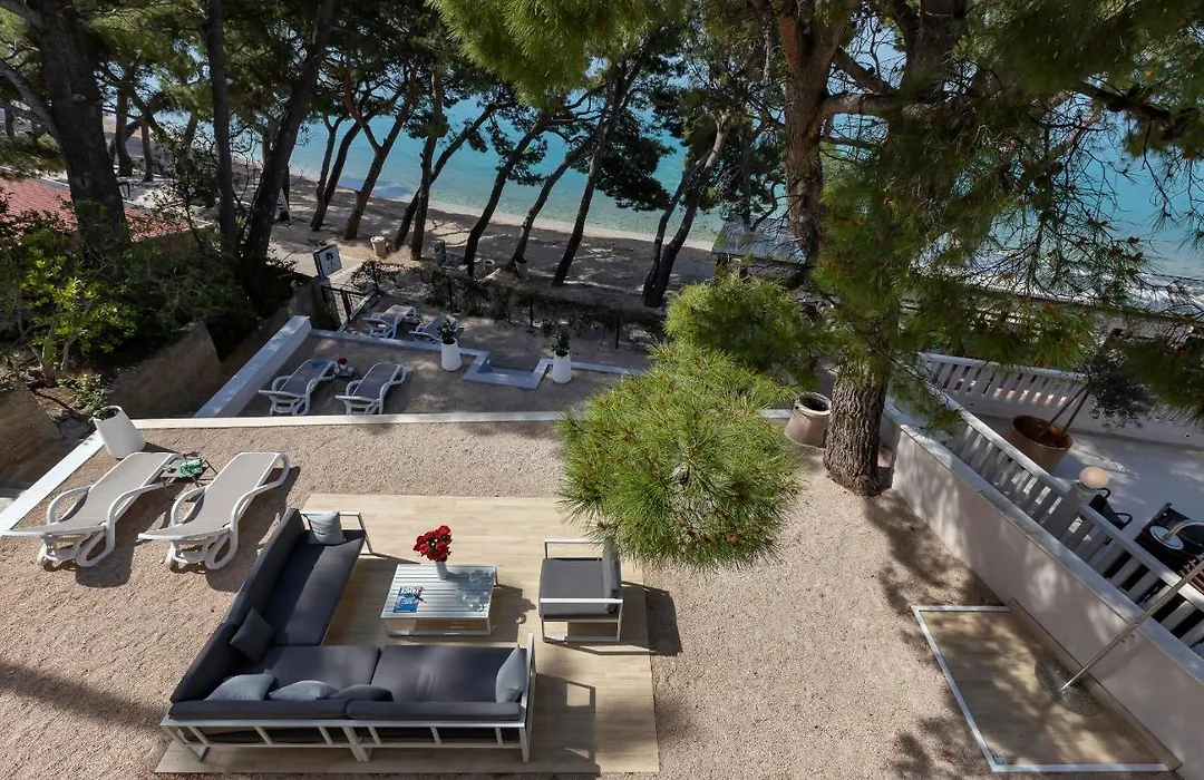 Luxury Rooms Paradise Garden-1